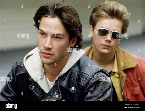 keanu reeves river phoenix|my private idaho full movie.